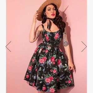 Vixen by Micheline Pitt Ingenue in Black Rose Print size XL